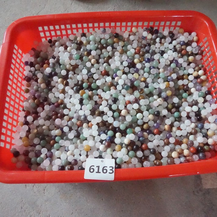 11LB 3600Pcs Tiny Natural Quartz Crystal Jasper Ball Diverse Stone Healing 10mm
