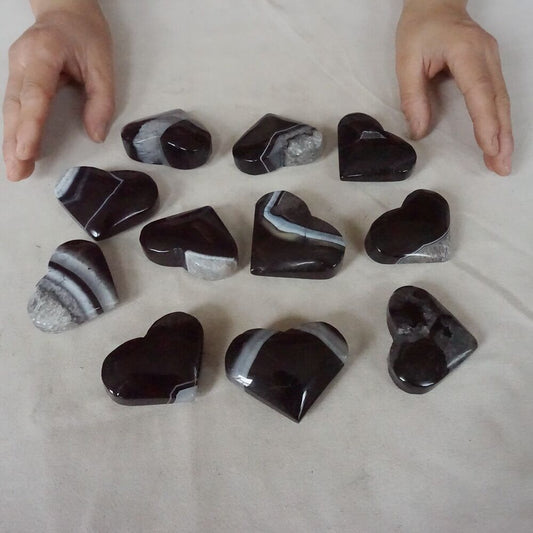 2KG 4.4LB 22Pcs Natural Black Carnelian Agate Crystal Geode Heart Palm Stone Healing