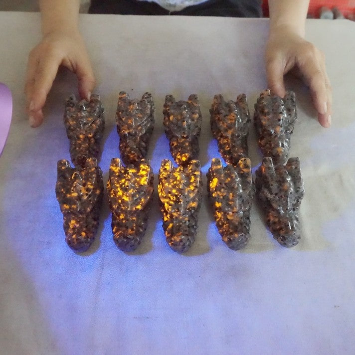 20Pcs 3.2KG 7LB Yooperlite Fire Stone Crystal Dragon Flashing Flame Under Ultraviolet Wholesales