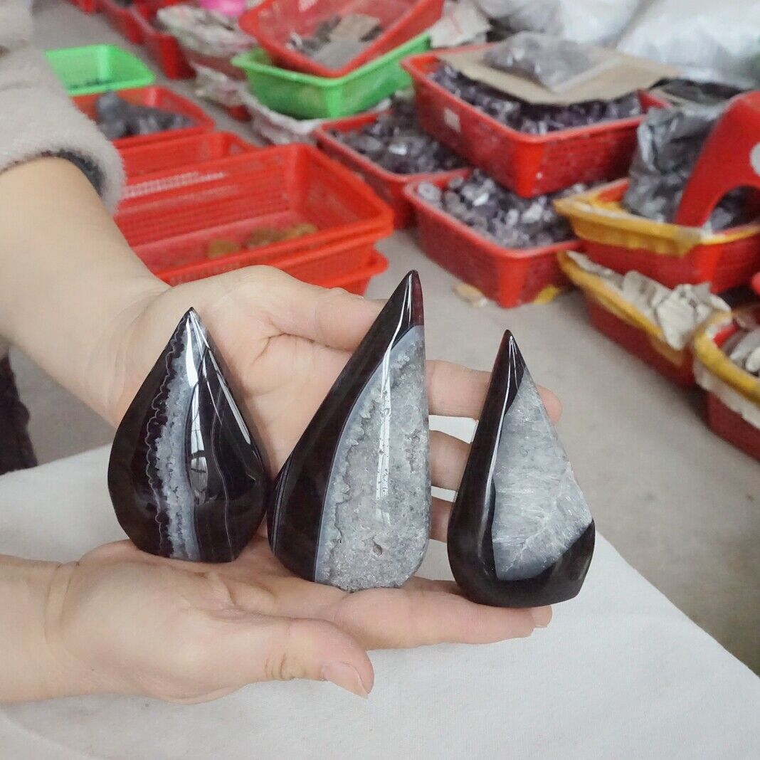 20Pcs 2.4KG 5.2LB Natural Black Carnelian Agate Crystal Geode Point Flame Palm Healing Bulk