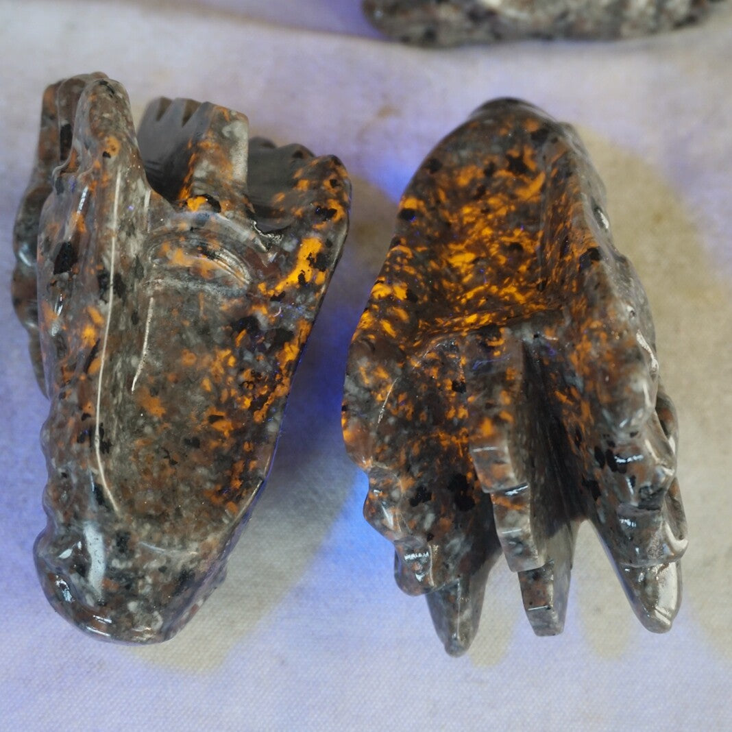 10Pcs 10cm Yooperlite Fire Stone Crystal Dragon Flashing Flame Under Ultraviolet