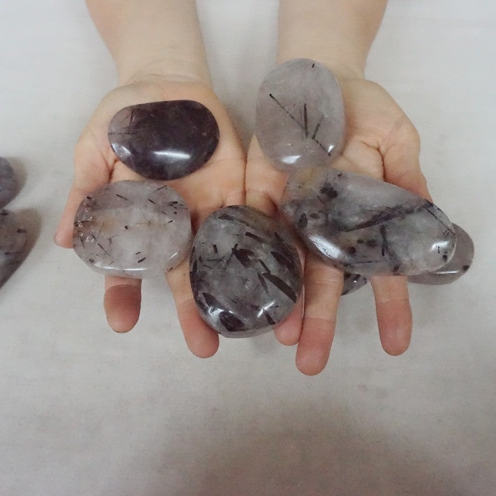 2KG 4.4LB 20Pcs Natural Black Hair Tourmaline Quartz Crystal Palm Stone Healing Wholesales