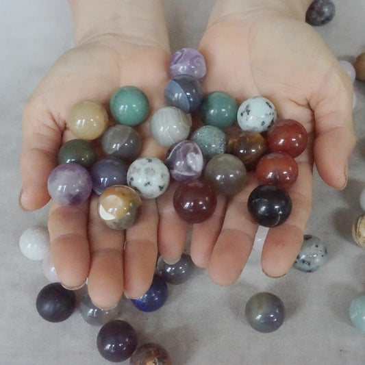 440Pcs 5KG 11LB Natural Quartz Crystal Jasper Sphere Ball Diverse Stone Healing 20mm