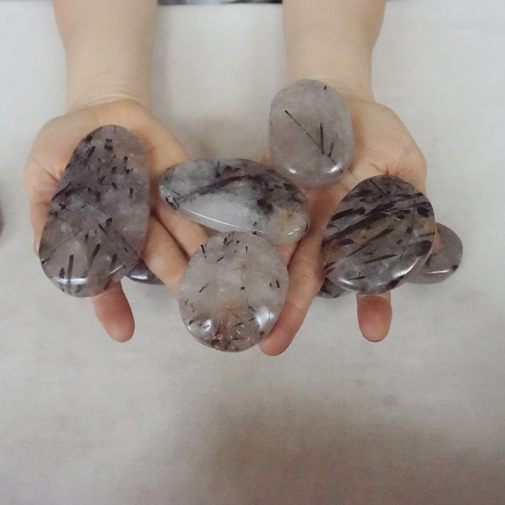 2KG 4.4LB 20Pcs Natural Black Hair Tourmaline Quartz Crystal Palm Stone Healing Wholesales