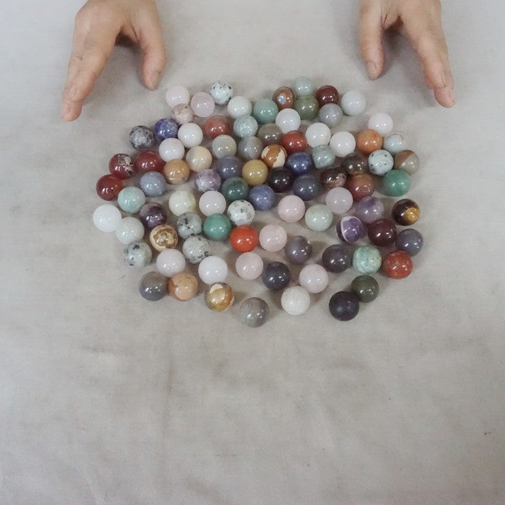 440Pcs 5KG 11LB Natural Quartz Crystal Jasper Sphere Ball Diverse Stone Healing 20mm