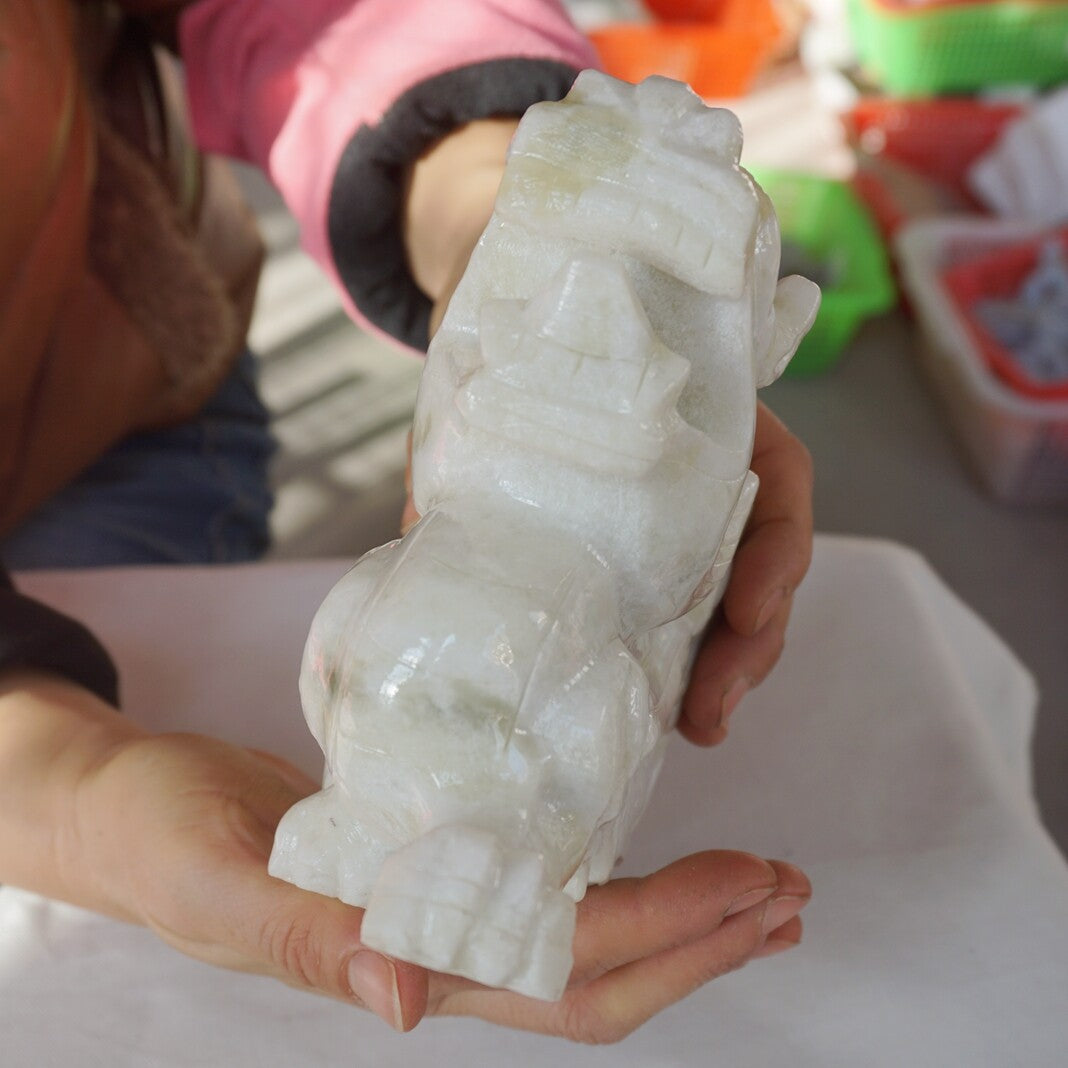 4LB 7" Natural Serpentine Jade Xiuyu Crystal Brave Troops Dragon Divine Beast Piqiu