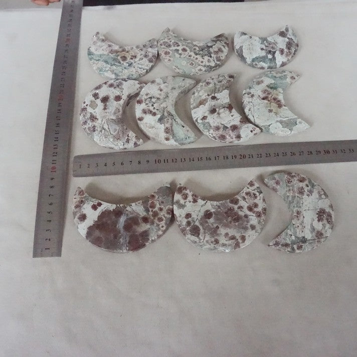 20Pcs  3.3KG Natural Phantom Ghost Green Jasper Crystal moon Carved Polished Healing