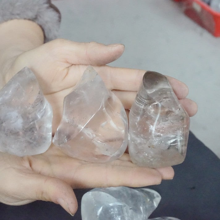 5KG 11LB 25Pcs Natural Clear White Quartz Crystal Flame Point Carved Polished Healing