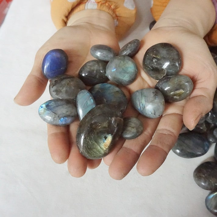5Kg 11LB 250Pcs Natural Rainbow Labradorite Quartz Crystal Palm Tumbled Healing