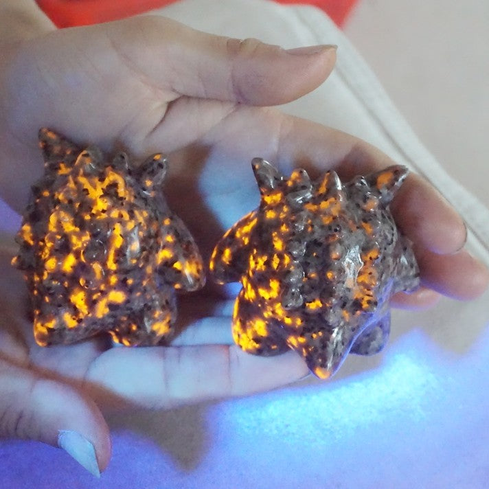 20Pcs 3.4kg 7.4LB Yooperlite Fire Stone Crystal Gengar Flashing Flame Under Ultraviolet Wholesales Lot