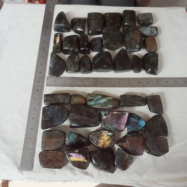 5Kg 11LB 40Pcs Natural Rainbow Labradorite Quartz Crystal Palm Stone Decoration Healing