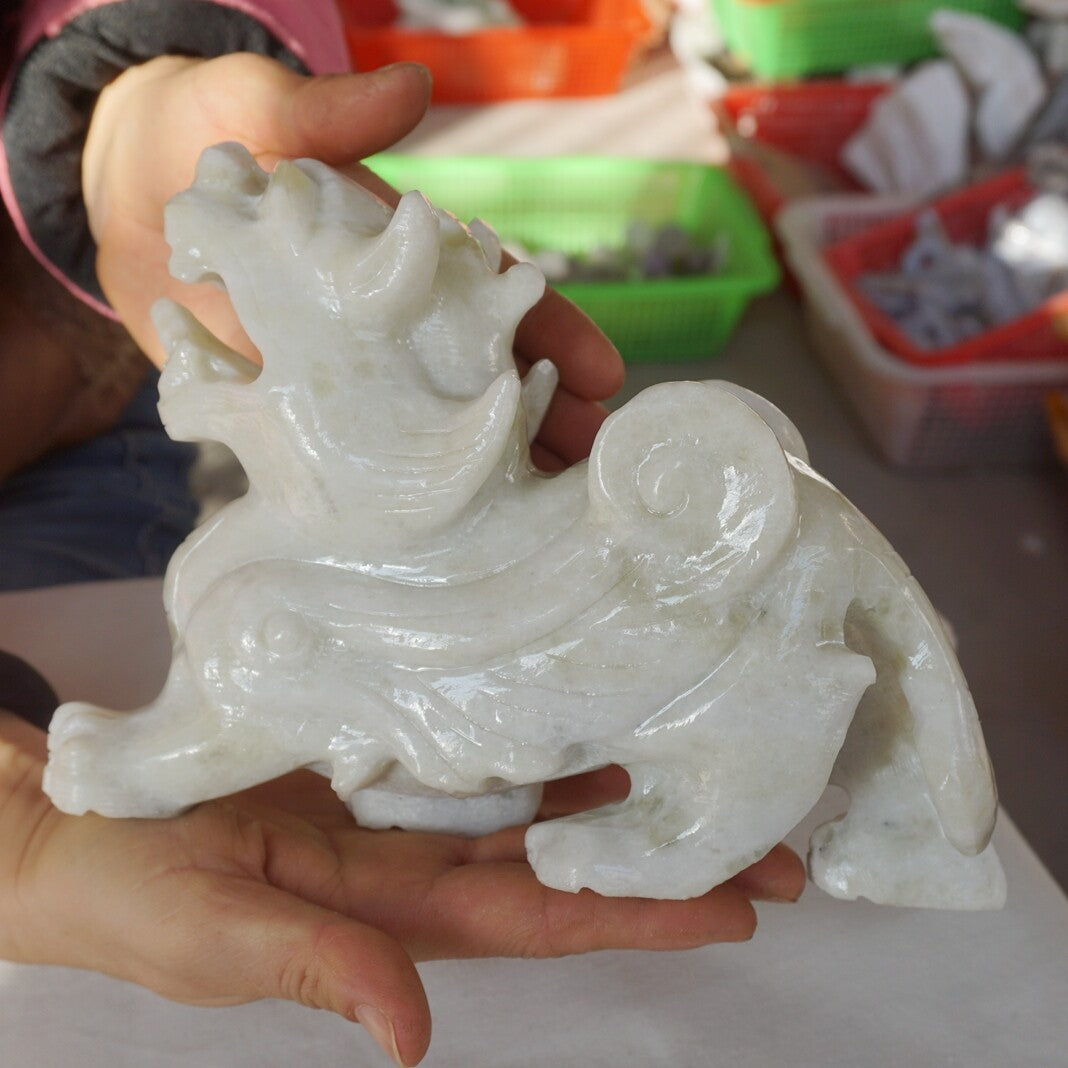 4LB 7" Natural Serpentine Jade Xiuyu Crystal Brave Troops Dragon Divine Beast Piqiu