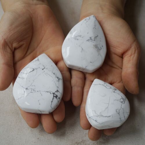 1.4KG 3LB 10Pcs Natural White Howlite Crystal Point Flame Palm Stone Healing