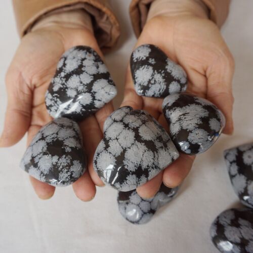 2KG 4.4LB 28Pcs Natural Snowflake Obsidian Quartz Crystal Heart Carved Healing Bulk