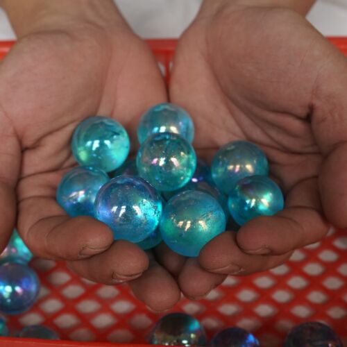 80Pcs 1Kg Rainbow Aqua Aura Quartz Crystal Sphere Ball Titanium Coating Pendants