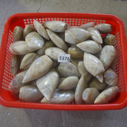 5KG 11LB 26Pcs Natural Blue Rainbow Moonstone Crystal Palm Stone Point Flame Healing