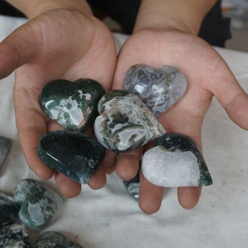 1kg 2.2LB 15Pcs Natural Moss Agate Carnelian Quartz Crystal Heart Palm Stone Healing