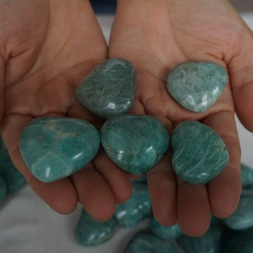 1KG 2.2LB 43Pcs Natural Green Amazonite Quartz Crystal Heart Palm stone Healing