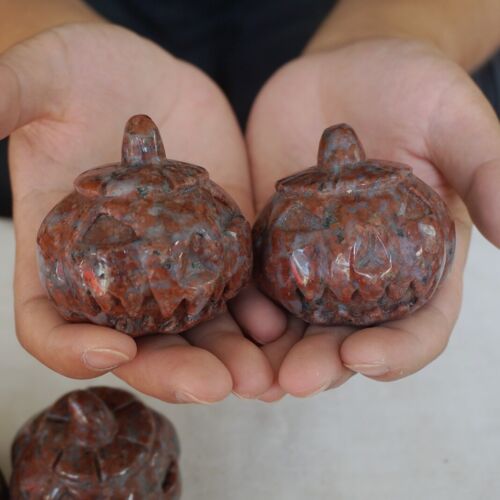 5.5LB 10Pcs Natural Red Katophorite Jasper Crystal Carving Pumpkin Lantern Healing Whloesales