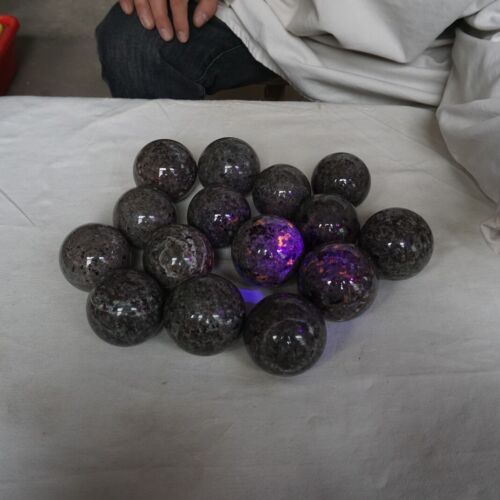 5KG 15Pcs 11LB Yooperlite Fire Stone Crystal Ball Flashing Flame Under Ultraviolet