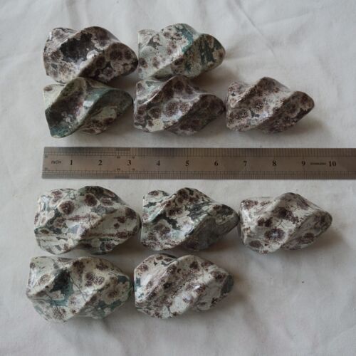 2.2KG 4.9LB 10Pcs Natural Green Sakura Jasper Crystal Flame Point Carved Healing