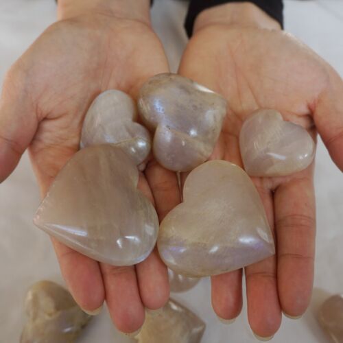 1kg 2.2LB 16Pcs Natural Blue Rainbow Moonstone Crystal Heart Palm Stones Healing