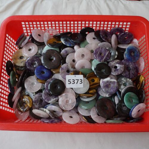 2Kg 4.4LB 140Pcs Natural Quartz Crystal Jasper Peace Lucky Buckle Mixed Stone Healing