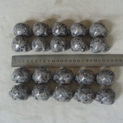 3.6LB 20Pcs Small Yooperlite Fire Stone Crystal Skull Flashing Flame Under UV 5cm