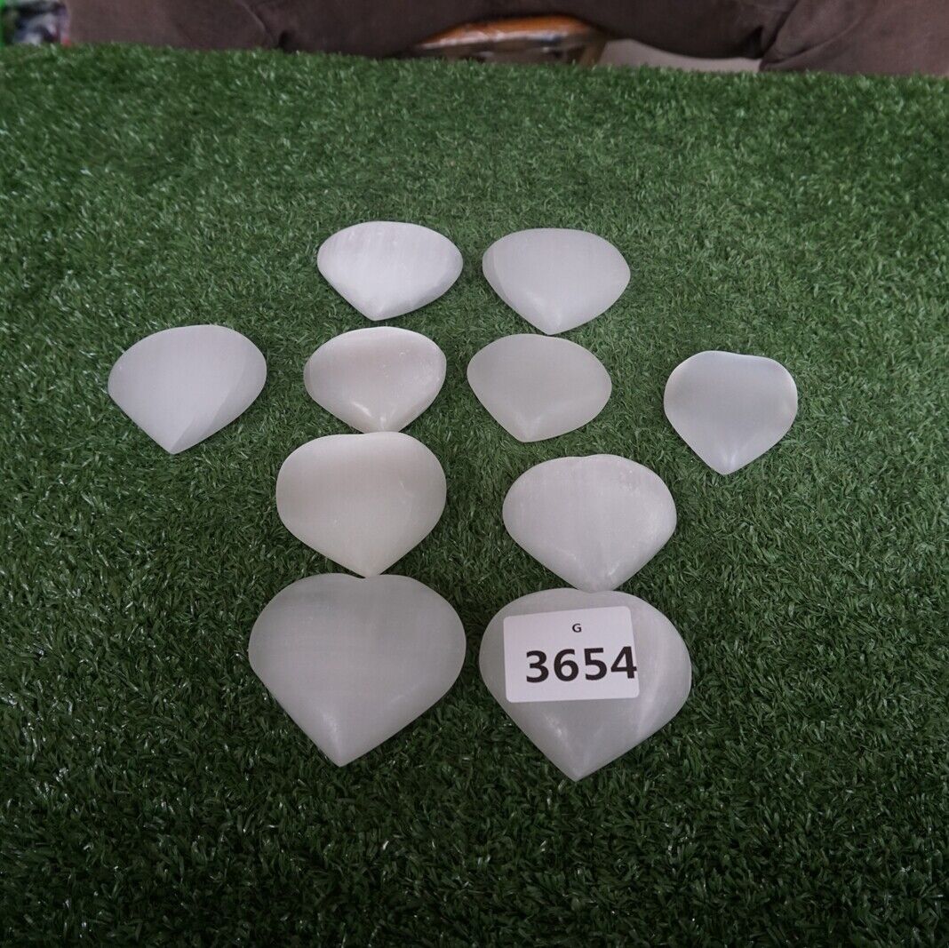 2kg 18 Pieces Pieces Natural Selenite Crystal Psychic Powerful Energy Heart Palm Stones