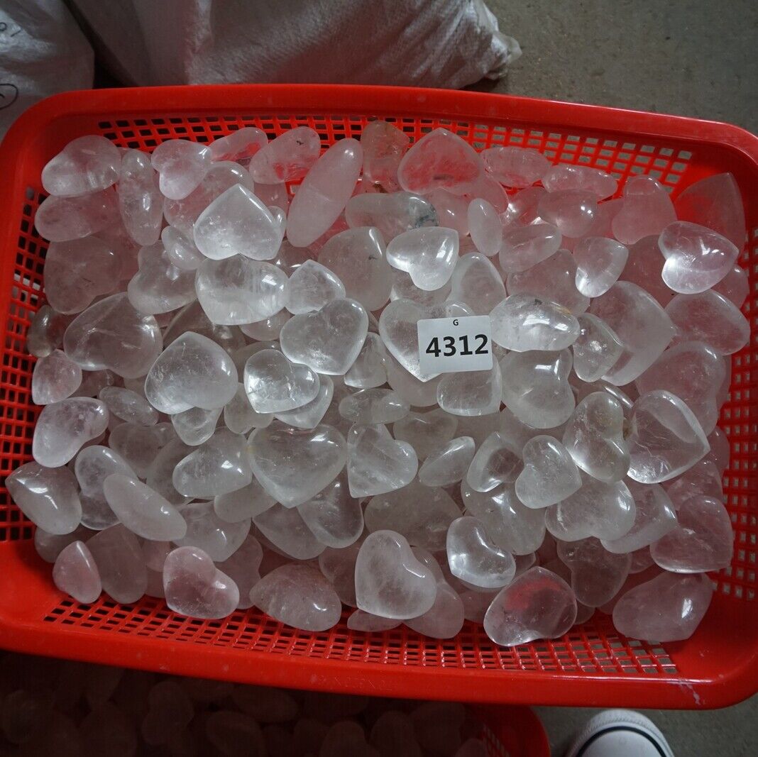 2KG 30Pcs 4.4LB Natural White Clear Quartz Crystal Heart Carved Palm Stone Healing