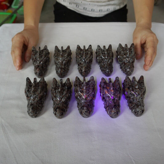 10Pcs Yooperlite Fire Stone Crystal Dragon Head Flashing Flame Under Ultraviolet