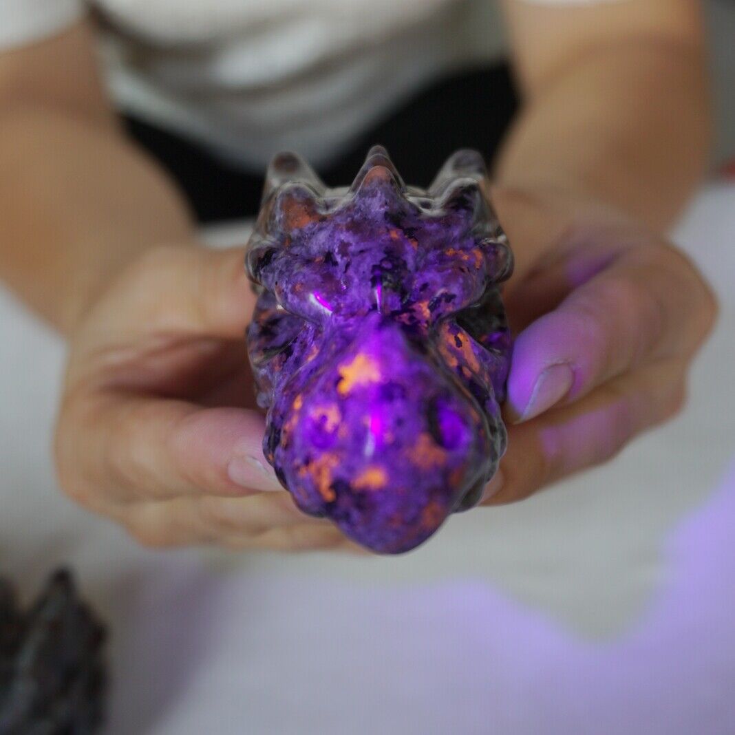 10Pcs Yooperlite Fire Stone Crystal Dragon Head Flashing Flame Under Ultraviolet